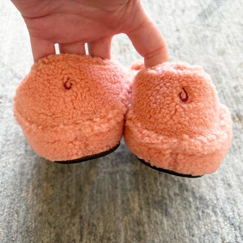 OluKai Women's Nohea Heu Slippers Size 10 Peach Comfy Cozy Hard Sole Trendy - Picture 3 of 7